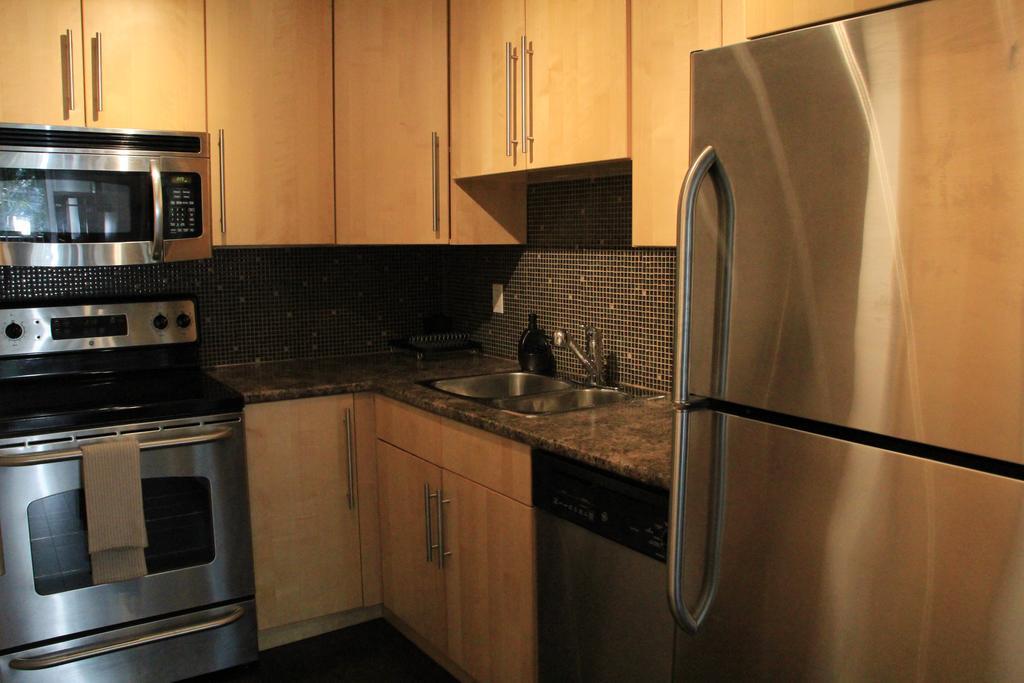 Twelve Oaks By Marquee Appartement Vancouver Buitenkant foto